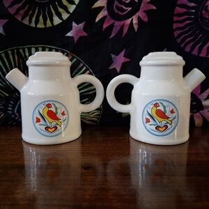 Vintage Milk Pail Salt And Pepper Shakers Pitcher Dutch Sign Pheasant Heart